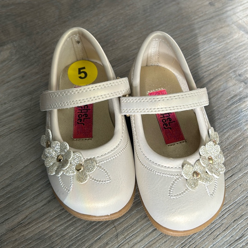 Baby girl Rachel shoes size 5M